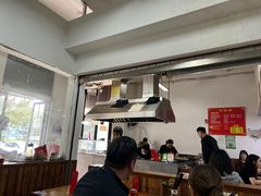 大堂-何永光123鲜牛肉馆(1号店)