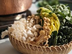 -沿途四季·云南菜·诗酒茶(蓝色港湾店)