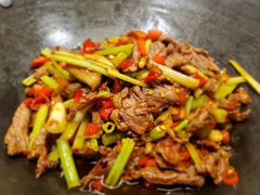 土芹菜炒黄牛肉-湘语·湖南家常菜(新洲店)