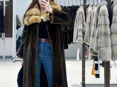 -肃宁华斯国际裘皮城