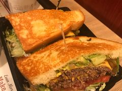 -The Habit Burger Grill 哈比特汉堡(复兴soho店)