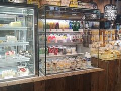 面包甜点陈列柜-匠造烘焙(联洋店)