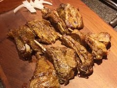 传统工艺秘制羊排-丝路金桃·新疆菜(徐汇店)