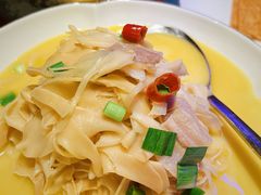 -逸馥荟(人广来福士店)