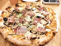 -城市大道红炉披萨烘焙坊