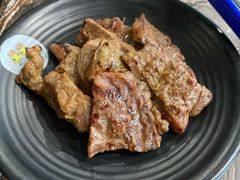 -啊美丽炭火烤肉(滑翔一店)