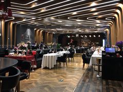 大堂-西山人家·二十年老字号农家菜(旺山店)
