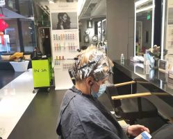 -TONI&GUY