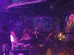 -vimi便利店酒吧