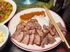 -自贡盐帮菜·玩辣餐厅(樱花园西街店)