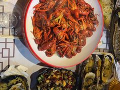 -云晓光头烧烤吧(盛夏店)