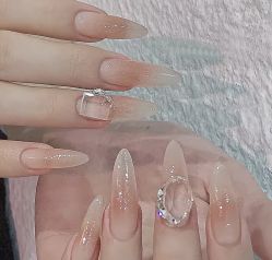 -睫毛弯弯·美甲美睫