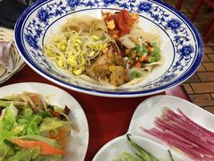 油泼biangbiang面-陕味食族油泼面·小炒盖码面(双榆树店)