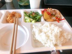 -宁波宝信宝马4S店(江北日湖店)