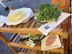 -二荆条·蜀鲜汇城市森林火锅