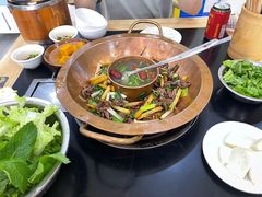 -牛喵喵铜锅牛肉馆