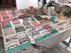 -肆兮眼镜·蔡司·徕卡战略合作店(大坪店)