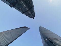 -陆家嘴空中步行连廊
