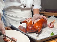 酥香嫩烤鸭-四季民福烤鸭店(外滩外白渡桥店)