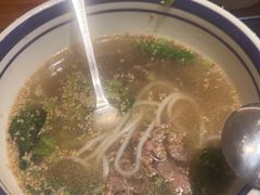 -云阿蛮云南生烫牛肉米线(奉贤路店)