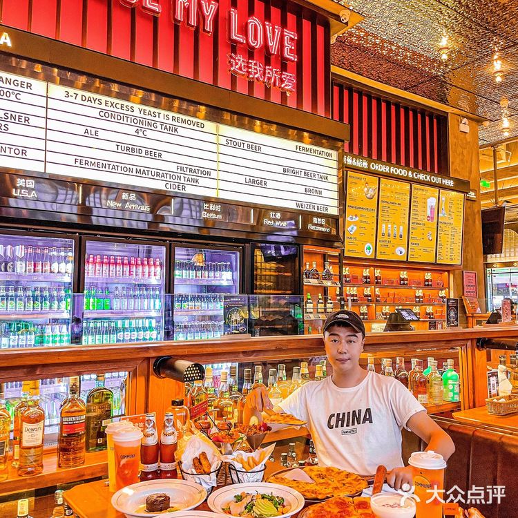 成都最具氛围感自选餐吧|人均50+吃正宗西餐