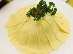 手工豆油皮-客家大院·非遗赣南客家菜(郁孤台店)