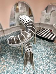 -奈尔宝家庭中心·亲子餐厅(鄞州万达店)