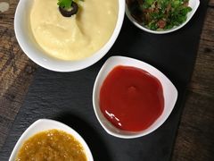 -HIGH FIVE哈福手工汉堡(桂林路店)