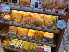 -全家便利店(宜山路站店)