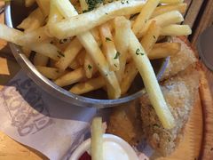 -玛格萝妮(汇智国际商业中心店)