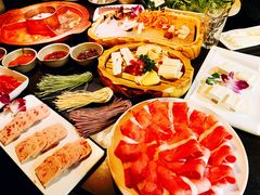 -滇釜火锅·能喝汤的火锅(车公庄店)