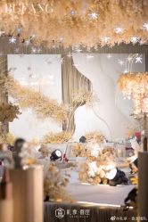 -白雪公主婚纱摄影