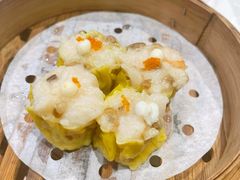 明虾蟹籽烧卖-赏点粤式点心(广州塔店)