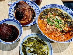 -鲁达面馆本帮风味(共康东路店)