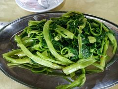 -辉记虾塘海鲜农庄