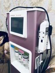 -阿茹娜美容会馆