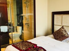 -锦龙国际酒店(天津奥体中心华苑地铁站店)