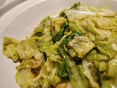 炝炒圆白菜-辣婆婆(航天桥店)