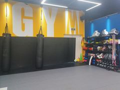 -成杰格斗·拳击·柔术·防身术(建设路店)