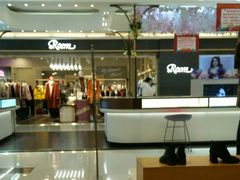 -鸿通城购物中心