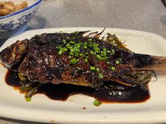 葱烤鲫鱼-荣家小吃(紫阳街店)