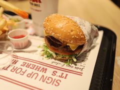 -The Habit Burger Grill 哈比特汉堡(复兴soho店)