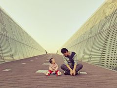 -南京眼步行桥