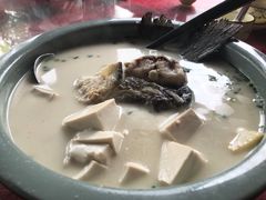 鱼头汤-生态苑农庄(十里画廊遇龙河店)