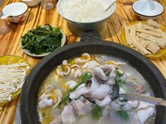 -大鼎石锅鱼(春江里店)