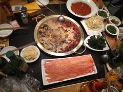 -潮火锅·麻辣牛肉火锅(观音桥方圆·LIVE店)