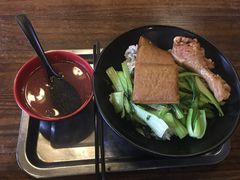 鸡腿饭-小义乌砂锅拉面(海事共享区店)