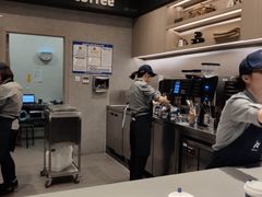 -瑞幸咖啡(新生活广场紫金山路店)