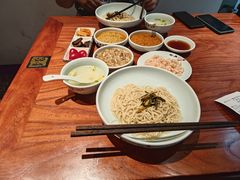 -裕兴记•蟹黄面馆(人民广场店)