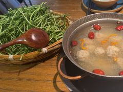 -吃饭皇帝大土家民族菜(正大广场店)